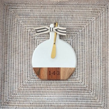 143 White Acacia Bevel Board w/Gold Spreader